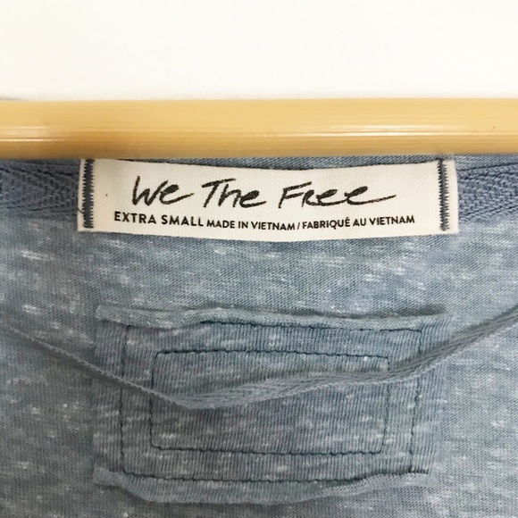 Free People All You Need Tee V Neck Short Sleeve Loose Fit Size XS Blue NWT - Picture 7 of 13